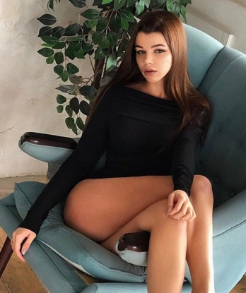 Утонченная и нежная леди ждет щедрого господина для приятных встреч. Ты не пожалеешь, ведь я знаю, чего ты ждешь. Фото и атмосфера гарантированы! 11708, 22 года